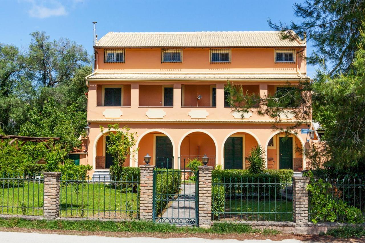 Granis Family House Daire Ano Lefkimmi Dış mekan fotoğraf